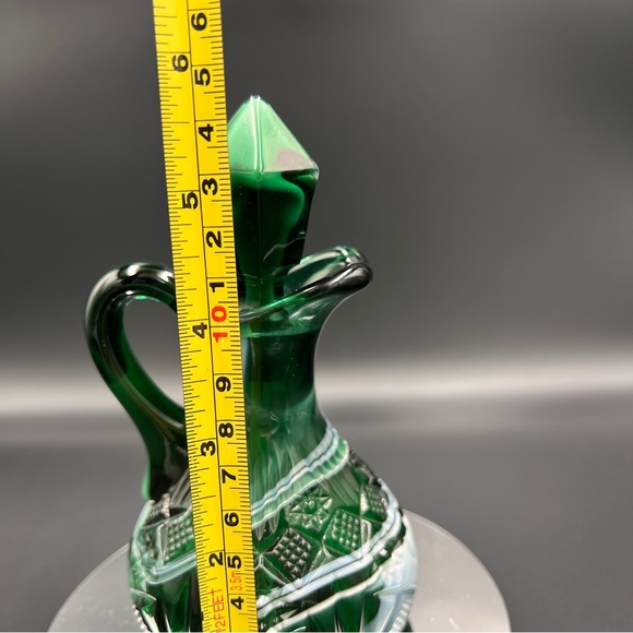 Vintage Cruet Green Slag Diamond - Picture 6 of 7